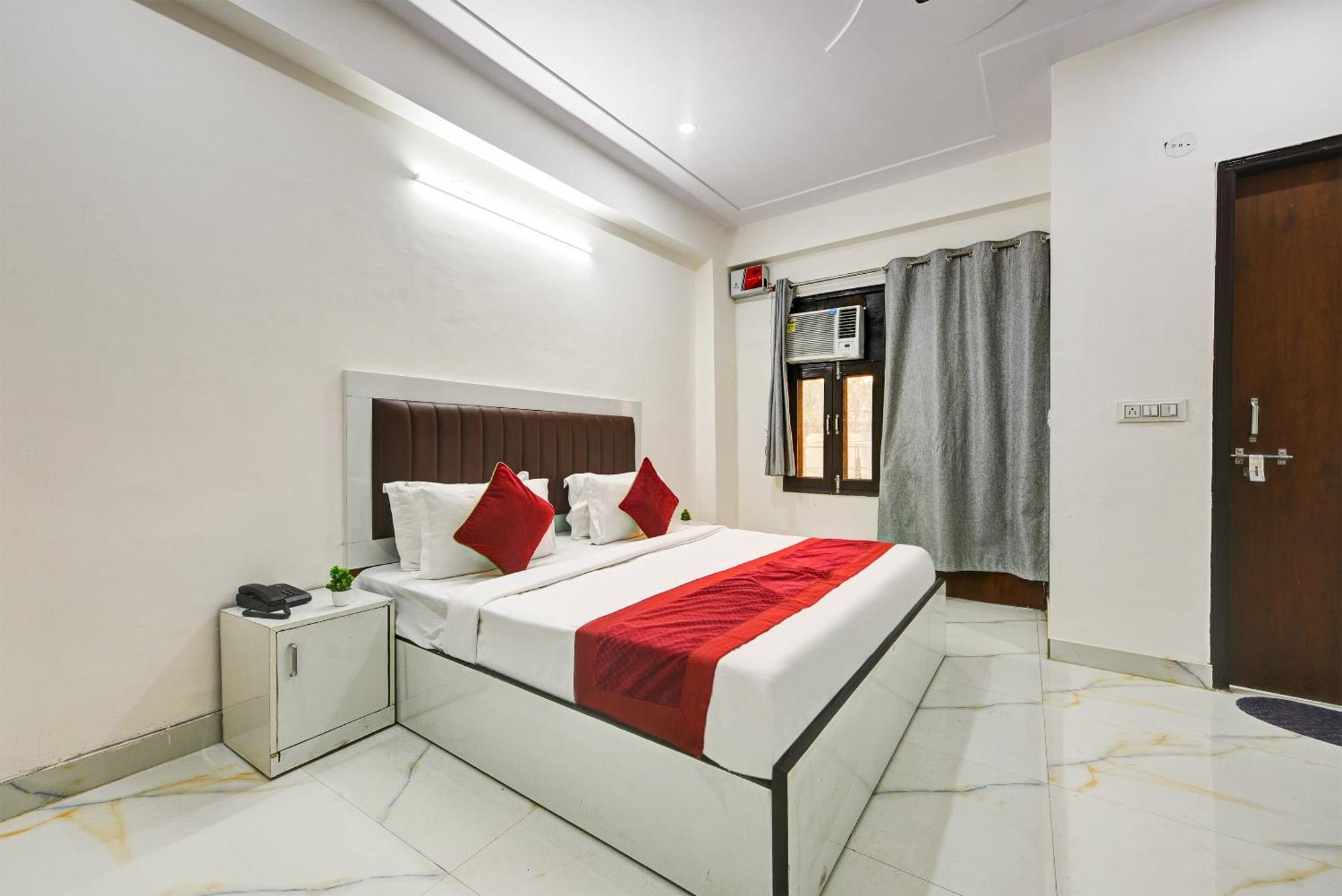 Hotel Krishna Tower Delhi  Extérieur photo
