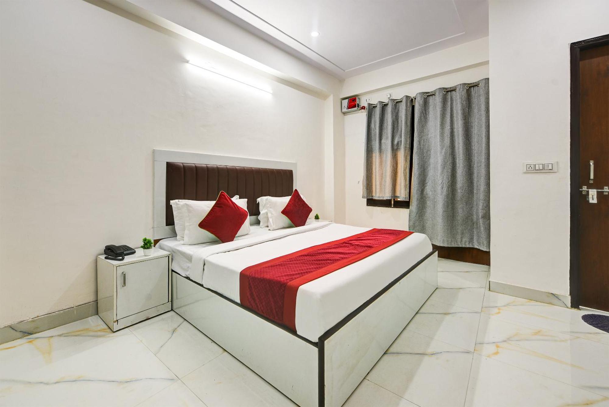 Hotel Krishna Tower Delhi  Extérieur photo