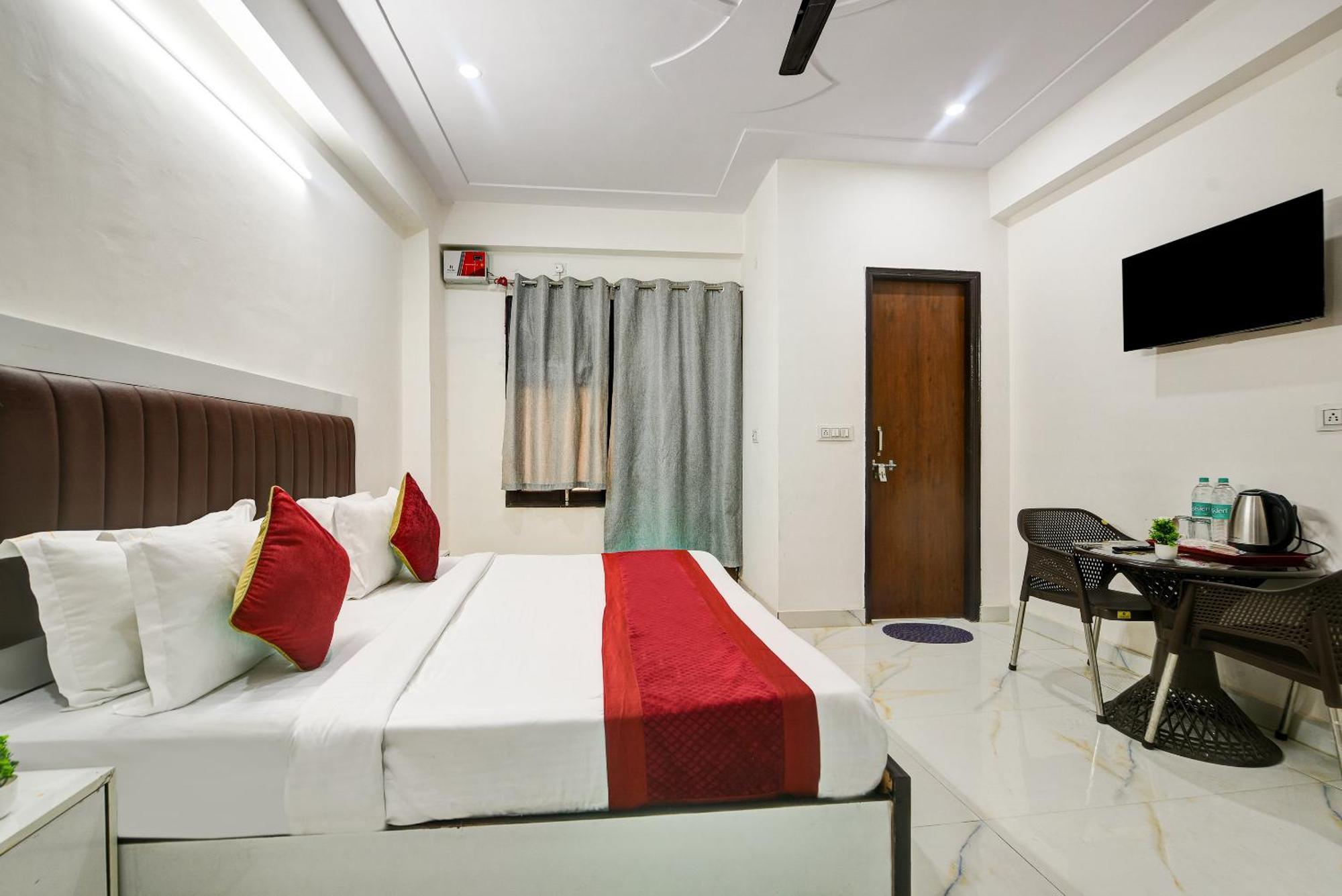 Hotel Krishna Tower Delhi  Extérieur photo
