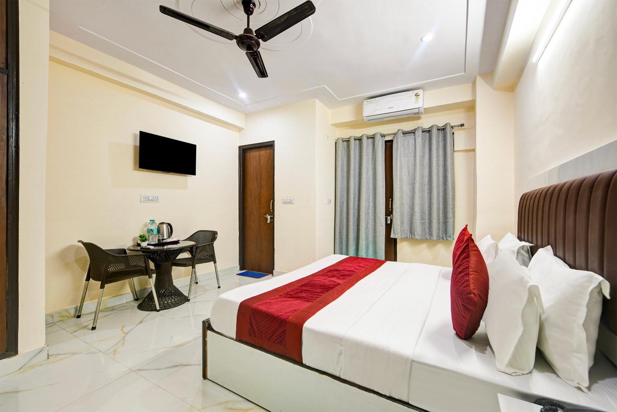 Hotel Krishna Tower Delhi  Extérieur photo
