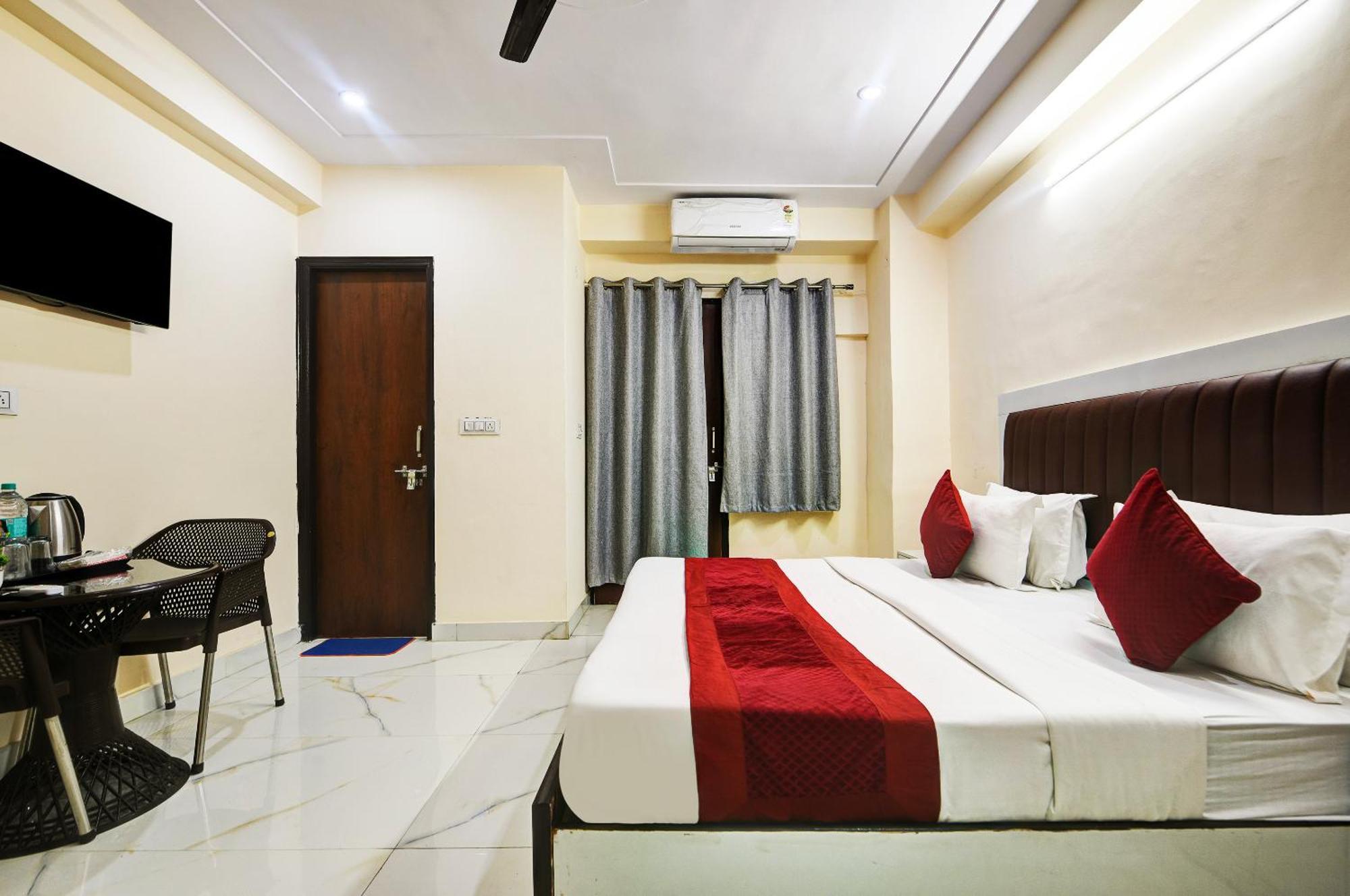 Hotel Krishna Tower Delhi  Extérieur photo