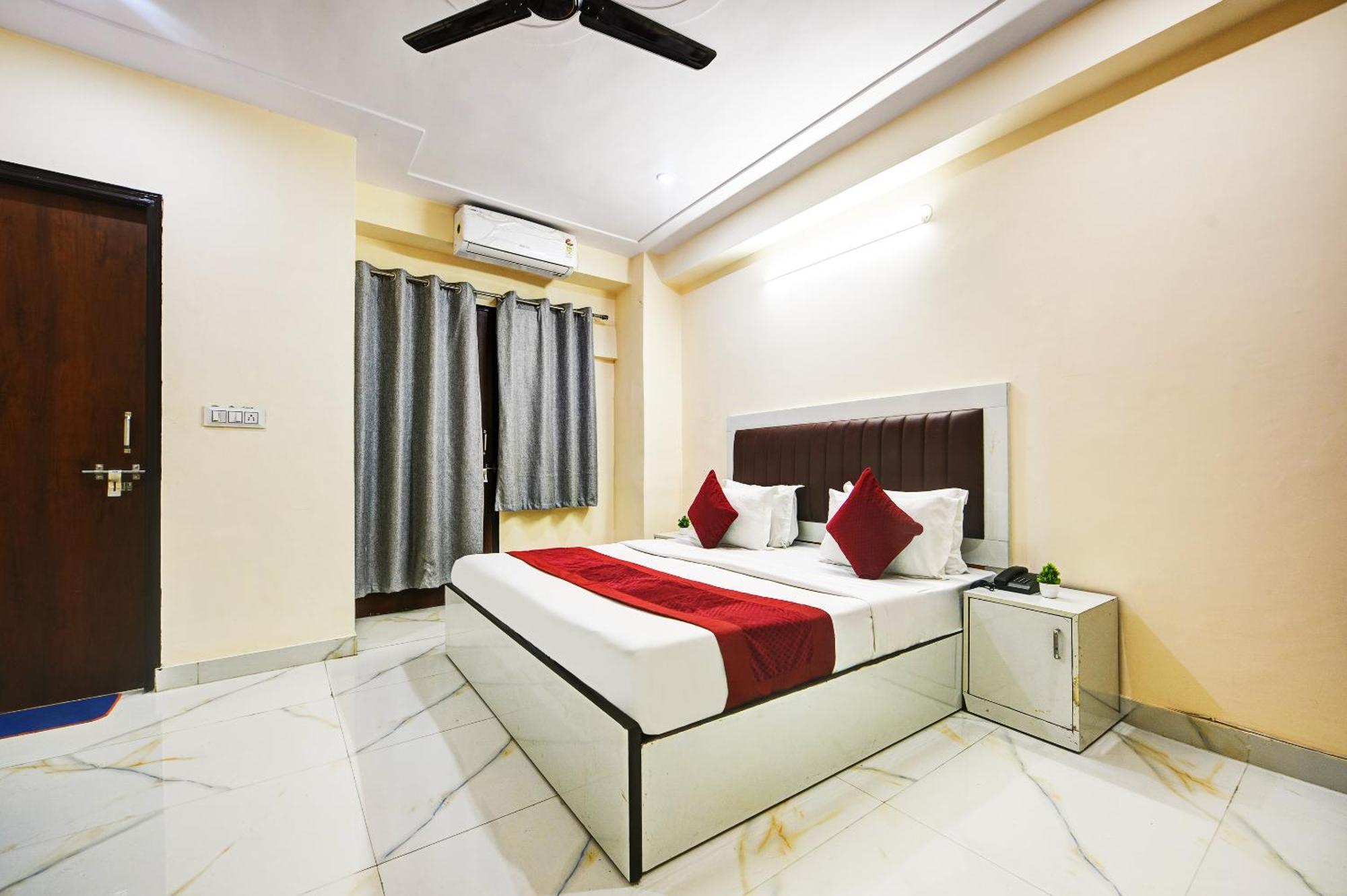 Hotel Krishna Tower Delhi  Extérieur photo